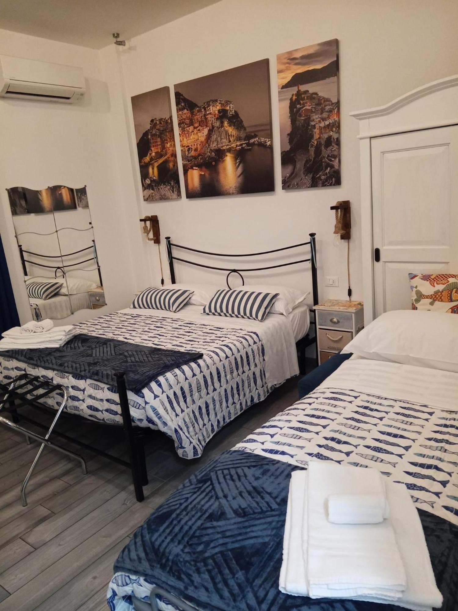 La Gemma Delle 5 Terre Hotel ลาสเปเซีย ภายนอก รูปภาพ